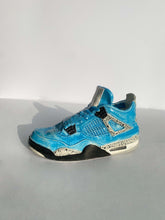 Load image into Gallery viewer, Jordan 4 University Blue
